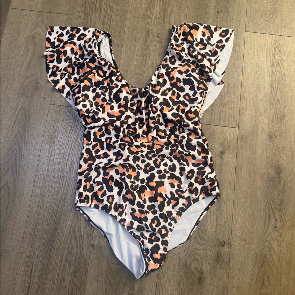 Leopard Print Ruffle Swimsuit